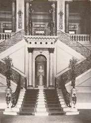 La escalera de la Biblioteca Nacional, 1914