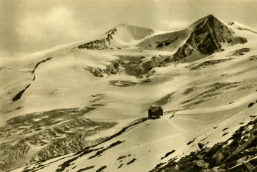 La Neue Prager Hütte, montaña Großvenediger, Tirol, Austria