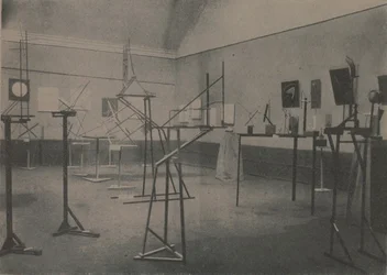 La exposición OBMOKhU, 1921