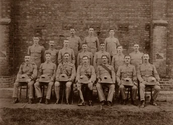 La Policía Regimental del 1er Royal Munster Fusiliers, Rangún, Birmania, 1913