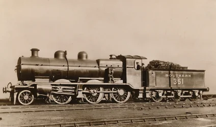 El tipo Mogul de locomotora de tráfico mixto de S.R.