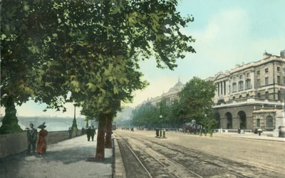 El Terraplén del Támesis y Somerset House, Londres, c. 1915