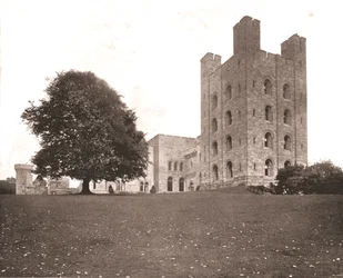 La torre en Penrhyn, Caernarvonshire, Gales, 1894