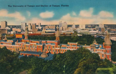 La Universidad de Tampa y el horizonte de Tampa, Florida, c. 1940s