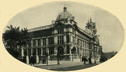 El Museo Victoria y Alberto, Londres, 1914