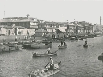 La entrada al Canal de Suez en Port Said, Egipto, 1895