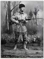 Theodore Roosevelt, soldado y político estadounidense, c. 1898