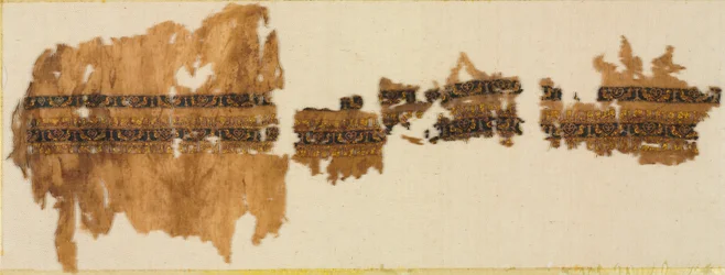 Tiraz con oro, probablemente de una manga ancha, 1013-1020
