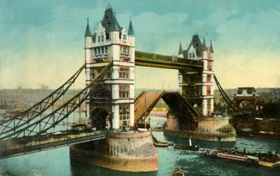 Puente de la Torre, Londres