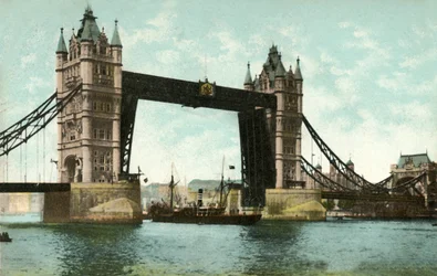 Puente de la Torre, Londres