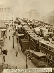 Atasco en el puente Blackfriars, Londres, 1935
