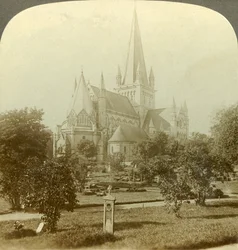 Catedral de Trondhjem, cuyas tradiciones se remontan ocho siglos, Noruega, c. 1905