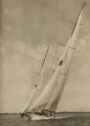Dos yates famosos en una emocionante competencia, 1936