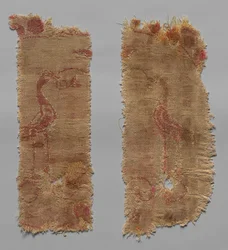 Dos fragmentos de gran rondel, siglo VII
