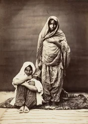 Dos mujeres indias, una sentada, 1860s