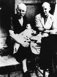 Dos colaboradoras francesas, Chartres, Francia, 1944