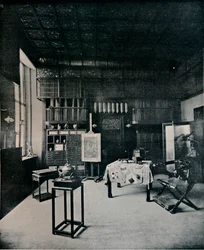 Vista del estudio, en 25 Cadogan Gardens, c1899