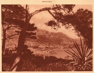 Vista tomada de Monte-Carlo desde Mónaco, 1930