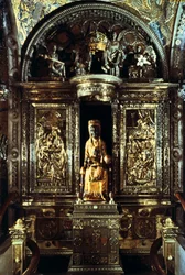 Virgen de Montserrat, Cataluña, España