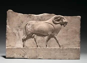 Relieve votivo de una deidad carnero, 305-30 a.C.
