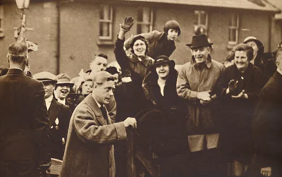 Gales Sabe Cómo Animar, 1936 1937