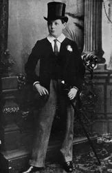 Winston Churchill como estudiante de Harrow en 1889