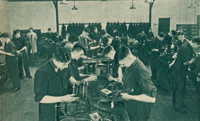 Taller de mecánica de operador inalámbrico, 1940