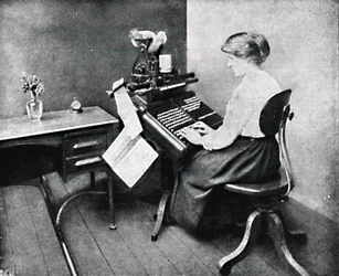 Operadora de Monotipo, 1917