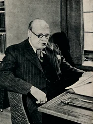 Trabajando en Chartwell Manor, c. 1930, 1945