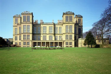 Hardwick Hall, Vista exterior, construido 1590-97, Derbyshire, Reino Unido