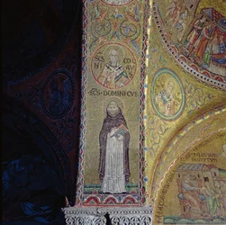 San Domingo y San Nicolás, mosaico en el atrio de la Basílica de San Marcos
