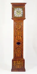 Reloj de pie de marquetería de panel de nogal, por James Clowes (fl.1671-89)