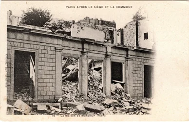 Comuna de París (1871): la mansión de Adolphe Thiers fue destruida tras la confiscación de su propiedad en mayo de 1871