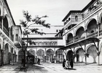 Patio de la fortaleza de la Kasbah en Argel