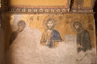 Europa-Asia, Turquía, Estambul, Museo Aya Sofya (537 AD, anteriormente mezquita e iglesia), panel de mosaico con Cristo, María y Juan el Bautista
