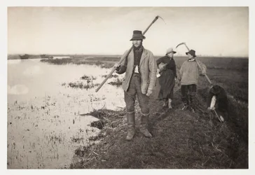 Agricultores y trabajadores agrícolas "Regreso a casa desde las marismas" (retour des marais)