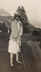 Golfista en el lago Carezza