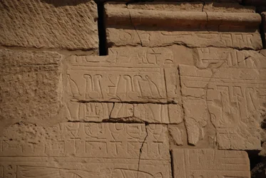 Jeroglíficos en Piedra, Karnak, Luxor, Egipto