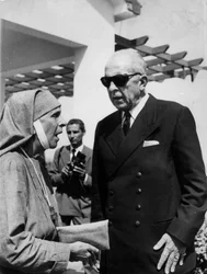Rey Pablo I de Grecia y Princesa Andrew de Grecia (suegra de Isabel II) 18 de septiembre