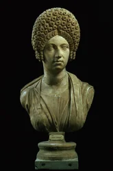 Busto retrato de una dama, romana, Dinastía Flavia, c.69-96 d.C.