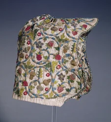 T.6-1946 Cofía de mujer, inglesa, finales del siglo XVI