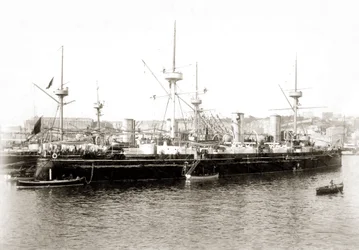El torpedo italiano "Etna" hacia 1885.