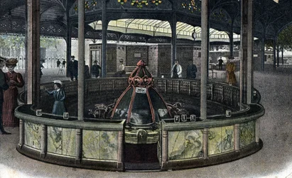 Thermal tourism: la source de la sainte Grille a Vichy, Allier 1905 ca. (turismo termal: la fuente de la Sainte-Grille en Vichy, Francia