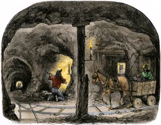 Túnel en una mina de California