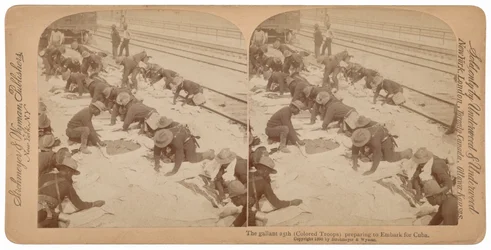 "El Gallant 25 preparándose para embarcar hacia Cuba",1898 (foto)