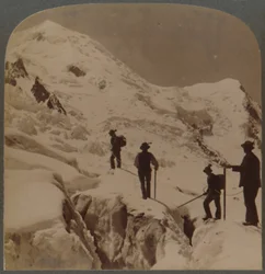 Ascenso al Mont Blanc - cruzando el glaciar Bossons - Grands Mulets en la distancia, Alpes, 1901