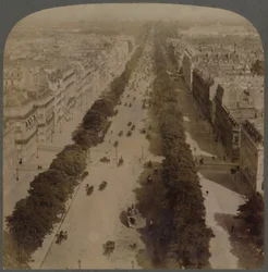 Campos Elíseos - del Arco del Triunfo a la Plaza de la Concordia - París, Francia, 1900