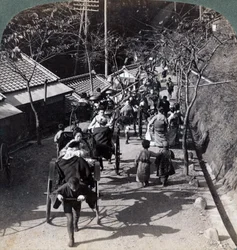 Cabalgata al Templo Daijingu, para el festival sintoísta de adoración a la Diosa del Sol, Yokohama, Japón, 1904