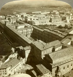 Palacio del Vaticano desde la cúpula de la Basílica de San Pedro, Roma, Italia