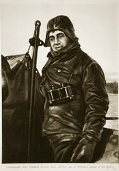 Comandante Max Kennedy Horton, R.N., D.S.O., uno de los héroes británicos del Báltico, 1914-19